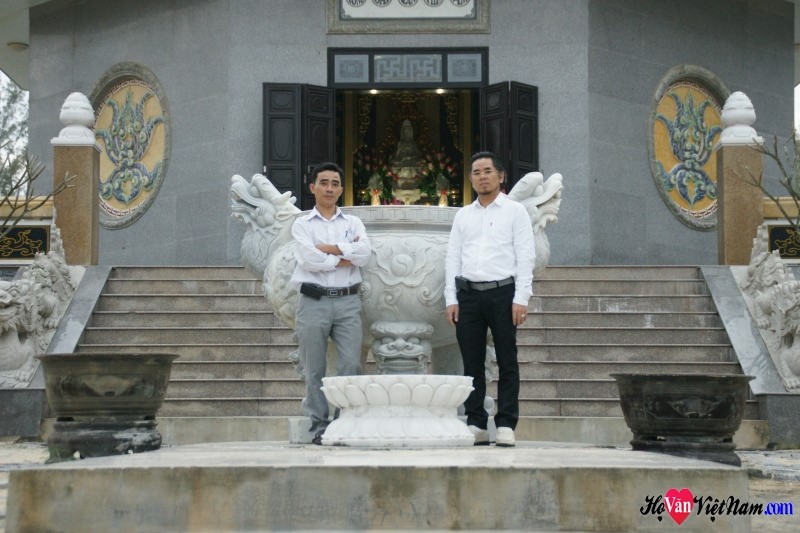 Văn Qúy Minh Tuấn & Văn Công Quang hình chụp tại Huế